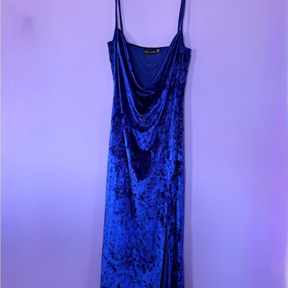 Elegant Blue Velvet Dress